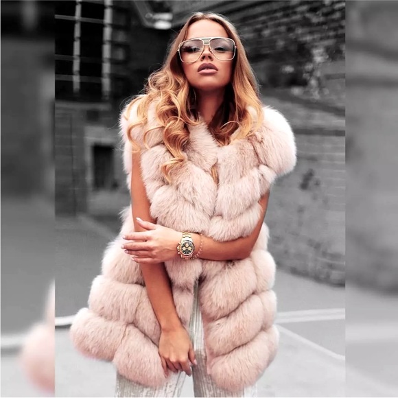 Faux Fox Fur Blush Color Vest with Plush Texture and Mid-Thigh Length - Picture 2 of 10